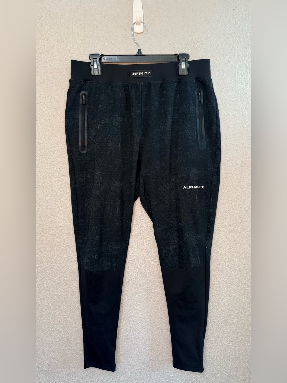 Alphalete | Infinity Tech Jogger Pants | Static Noise | Size Large